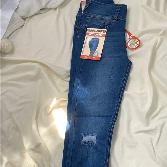 Standing Ovation Skinny Jeans - Picture 2 of 7